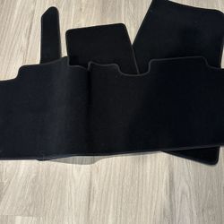Tesla Model Y Carpet Mats 