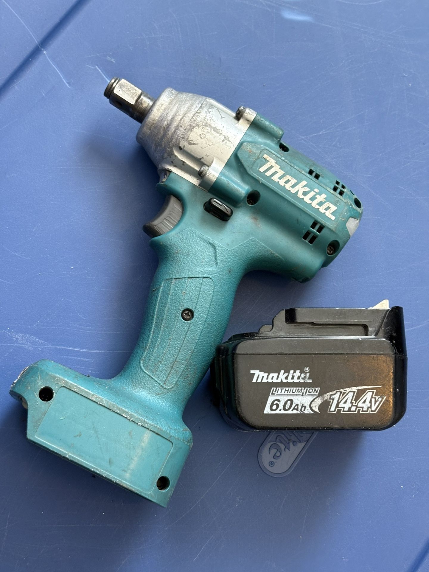 Power drill makita