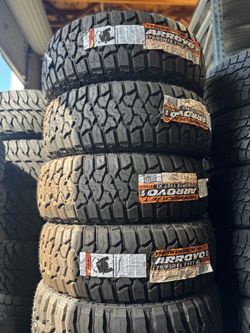 275/65R18 Arroyo RT 4 LLANTAS NUEVAS INSTALADAS Y BALANCEADAS ESTILO OFFROAD