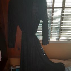 2X Black Dress