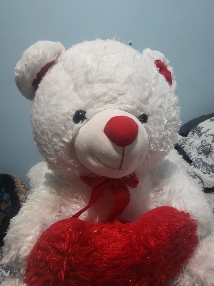White KELLYTOY Valentines Bear