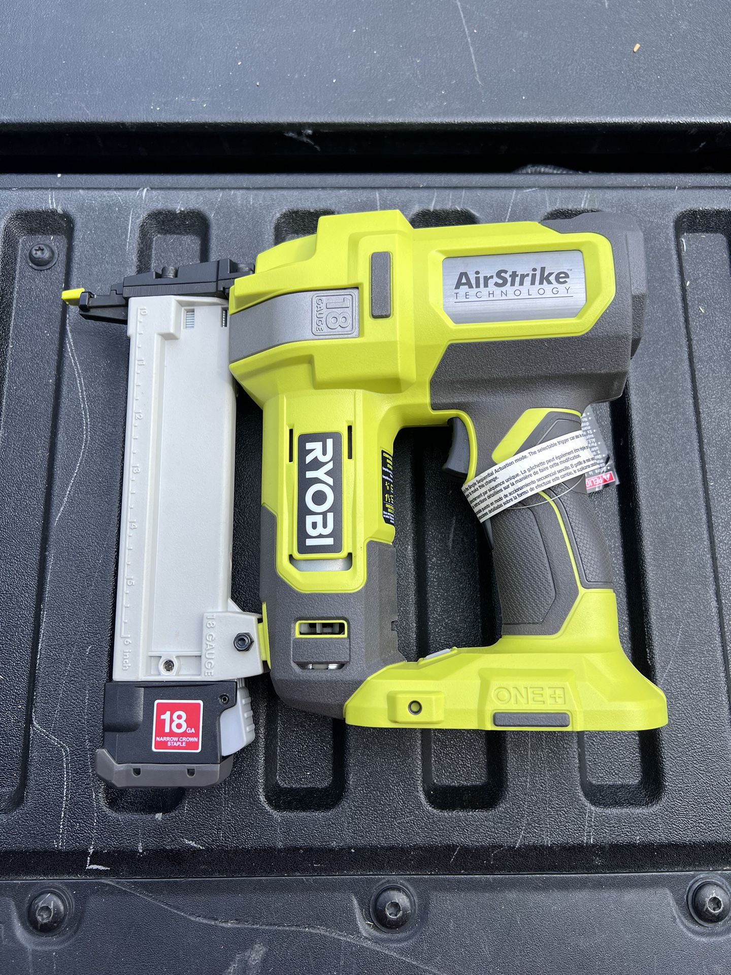 Dewalt, RYOBI, RIDGID Air Compressors & Nail/Stapler Guns **See