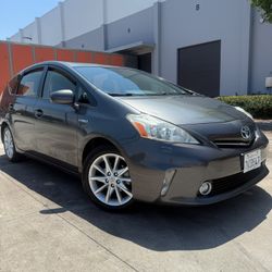 2013 Toyota Prius V