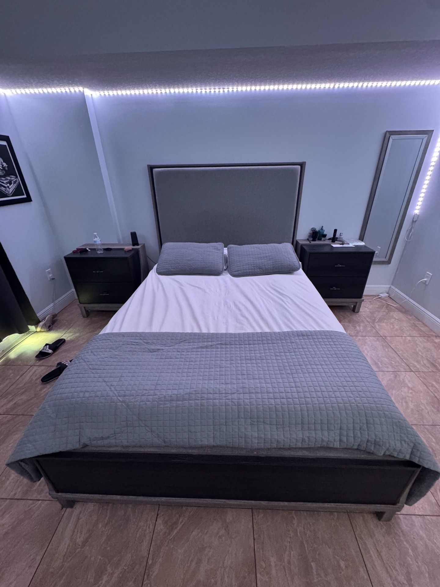 Complete Queen Bed Set - Wood