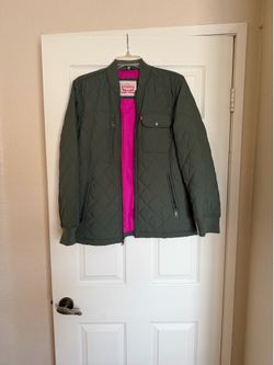 Women’s Levi’s jacket with cute pink lining, size small