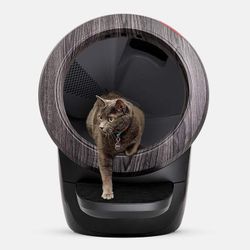 Robot 4, Self Cleaning Litter Box(new)