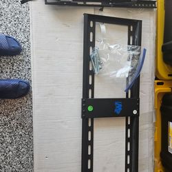 TV Mount 37-75 in