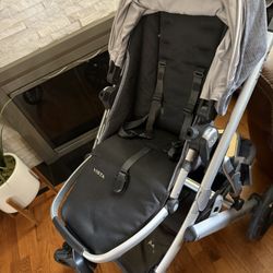 2018 UPPABABY  VISTA MODEL 