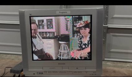 Retro Gaming Panasonic PV-DF2735 27"- Silver PureFlat CRT TV with DVD VCR And Remote
