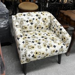 Accent Chair 