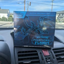 Phantasmal Flames Elite Trainer Box 