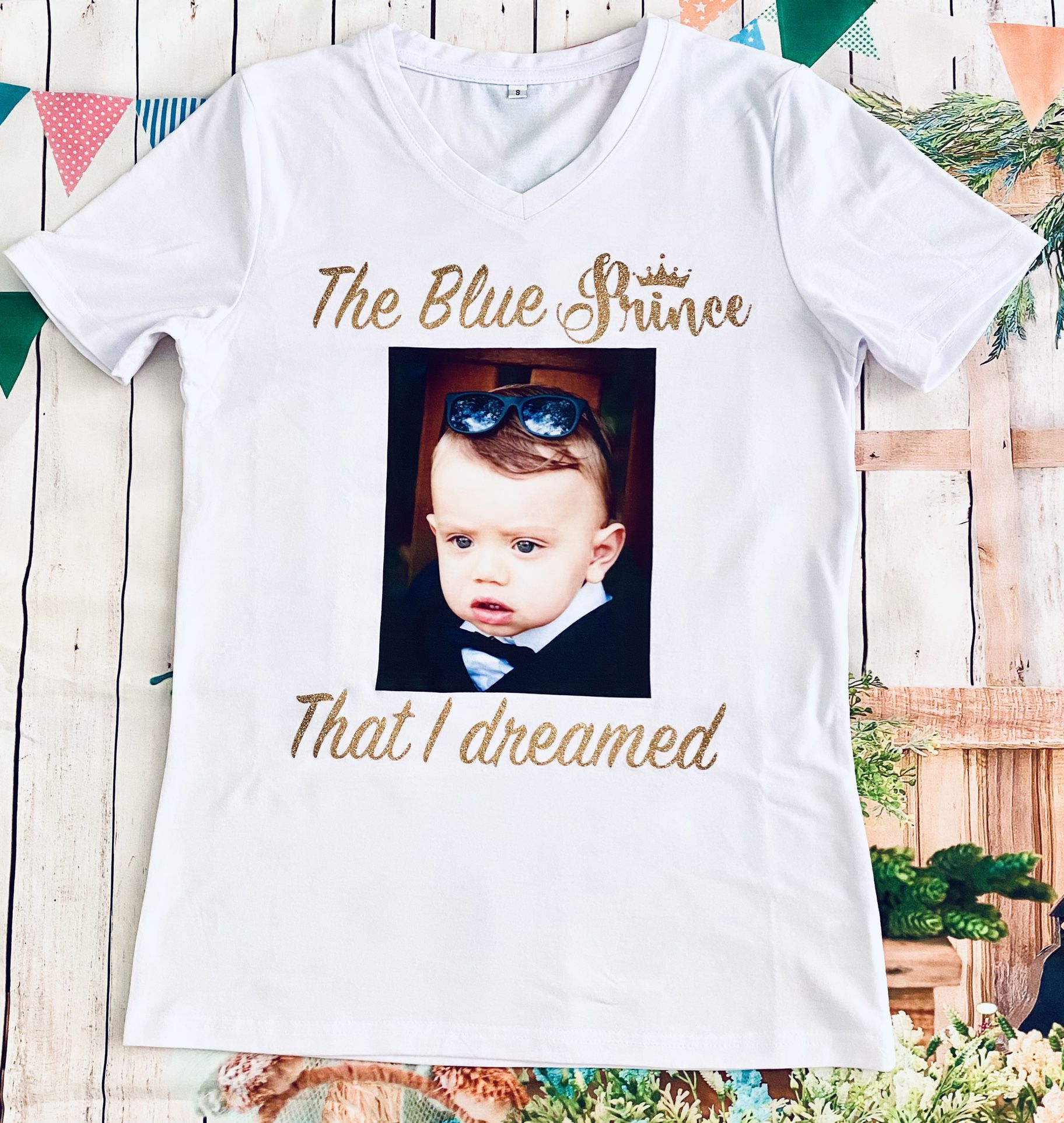 Personalized t-shirt with photo and text.