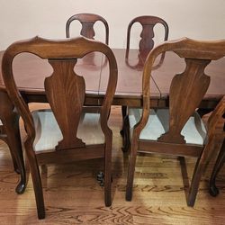 Cherry Wood Dining Table & Chairs