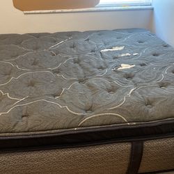 Serra Mattress