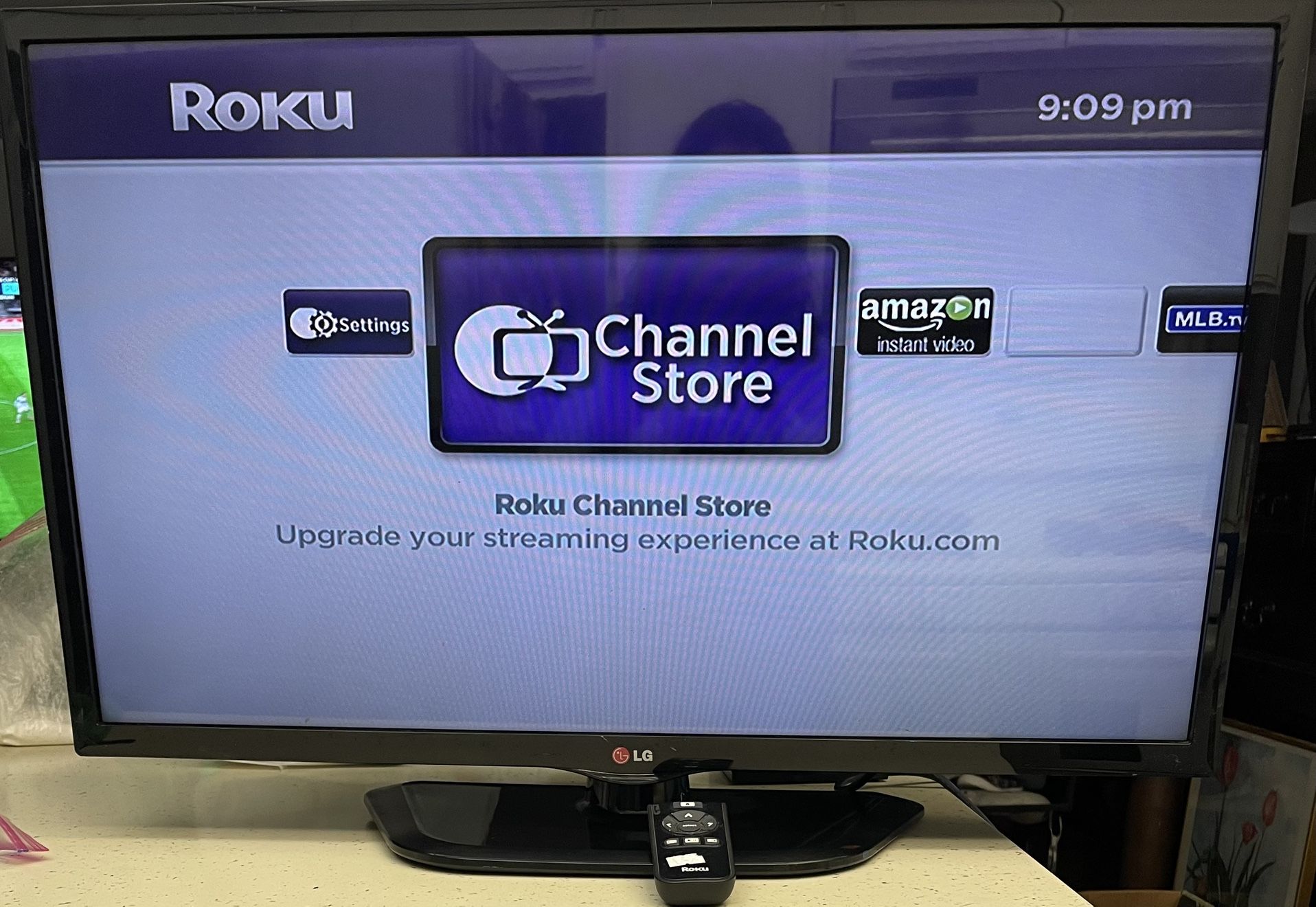 LG 32” TV model 32LN530B with Roku included