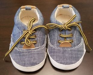 Baby shoes 6-12 months