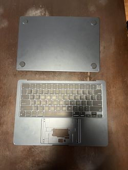 OEM Original  MacBook Air 13” M2 2022 case Keyboard+battery+bottom Used