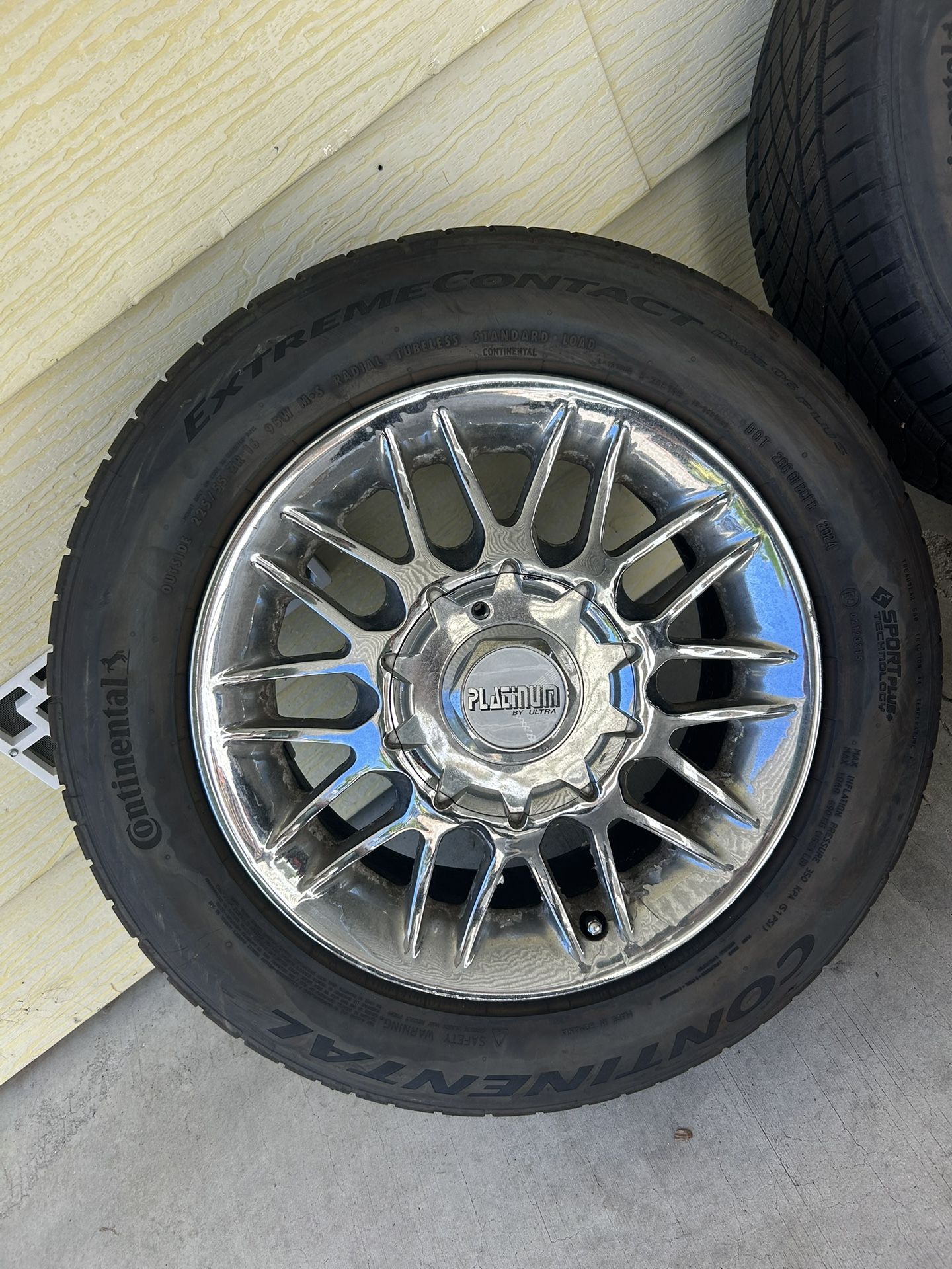 Platinum By Ultra Rim And Tire
