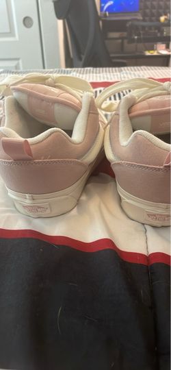 Women’s size 7 vans sneakers