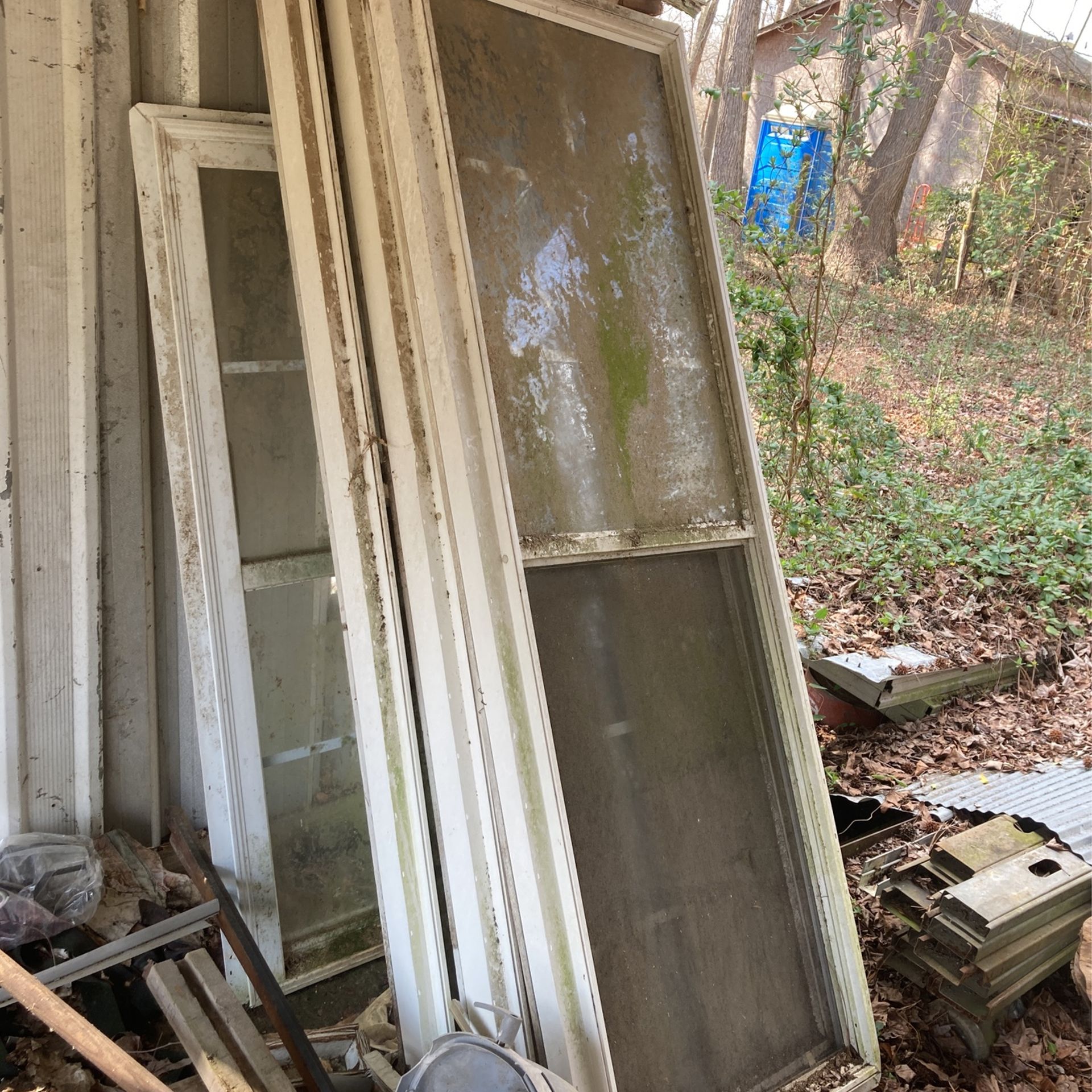 Big Over Sized Windows 3x Same Size