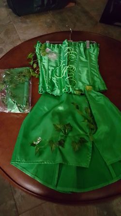Poison ivy costume