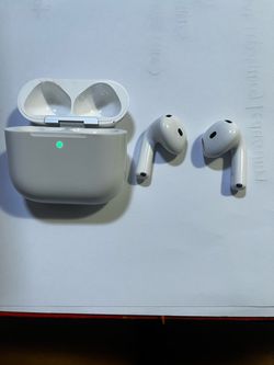 Apple AirPods 4th Generation – Like New – $30 OBO