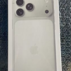 iPhone 17 ProMax 512gb - FACTORY SEALED - UNLOCKED