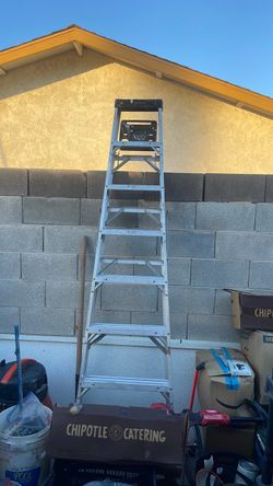 12’ A Frame Ladder
