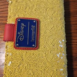 EXCLUSIVE Loungefly Disney Princess Snow White Sequin Wallet