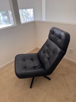 IKEA Havberg Swivel Lounge Chair