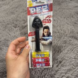 PEZ Kylo REN 