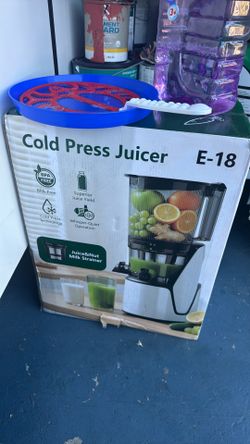 Brand new 3 in 1 cold press juicer E-18