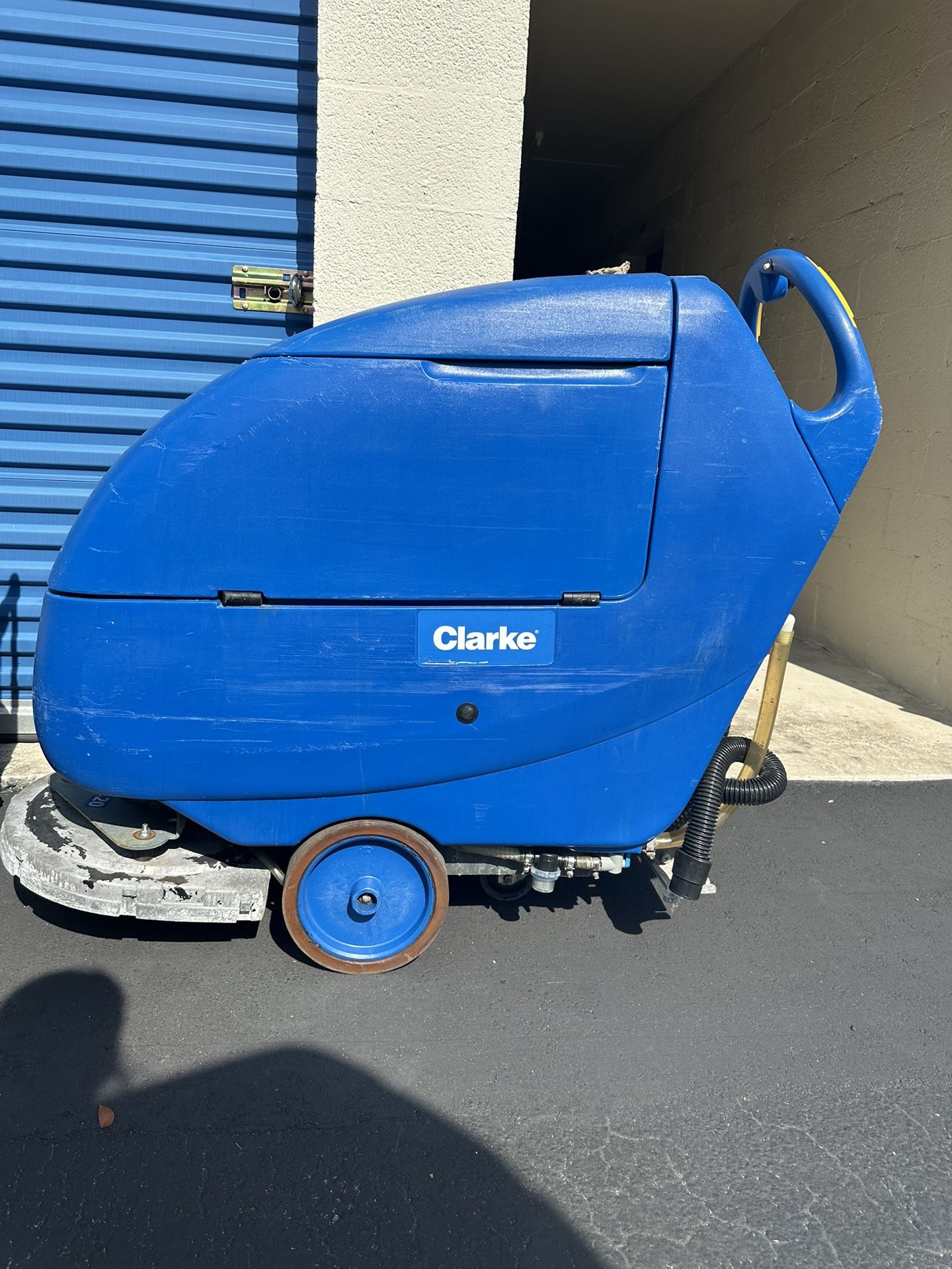 Clarke Focus II L20 walk-behind compact scrubber