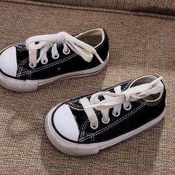 Converse All-star shoes infants size 4