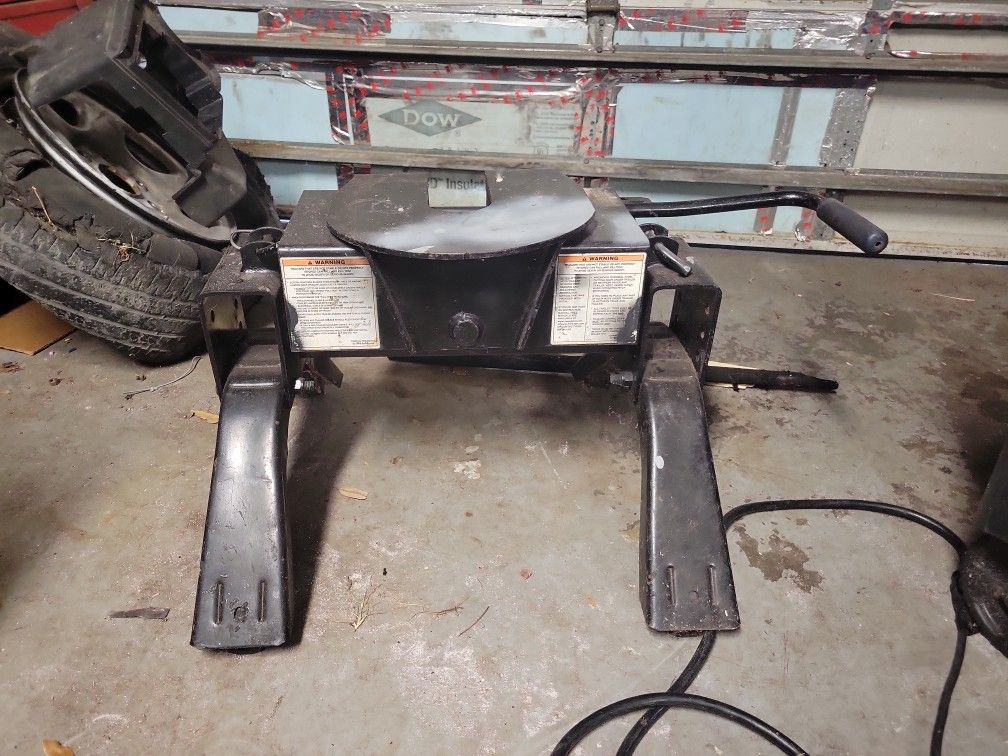 Reese Pro Series 15000