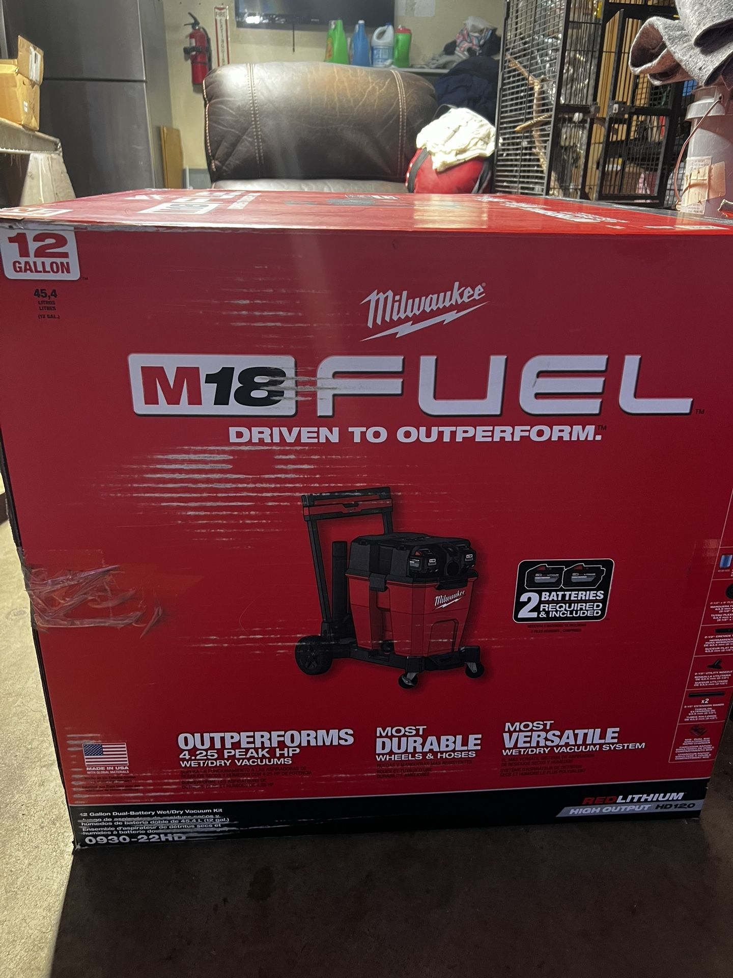 Milwaukee Shop Vac 12 Gallon