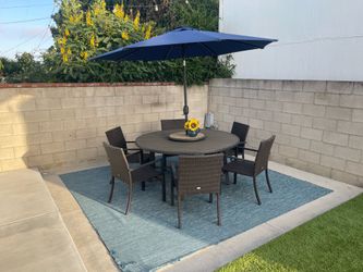 Outdoor Table and Chairs