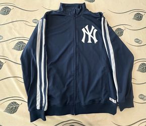 Yankees zip up