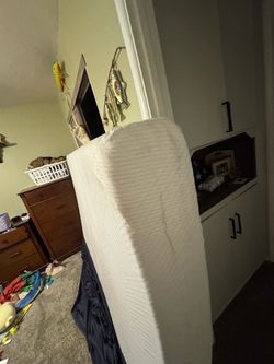 FREE Queen size mattress.