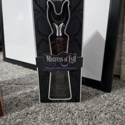Disney Mistress of Evil  Perfume 