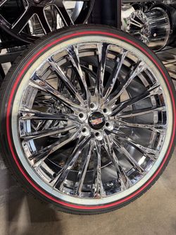 24s with 305/35/24 Vogue redline 24s chrome Escalade floating caps