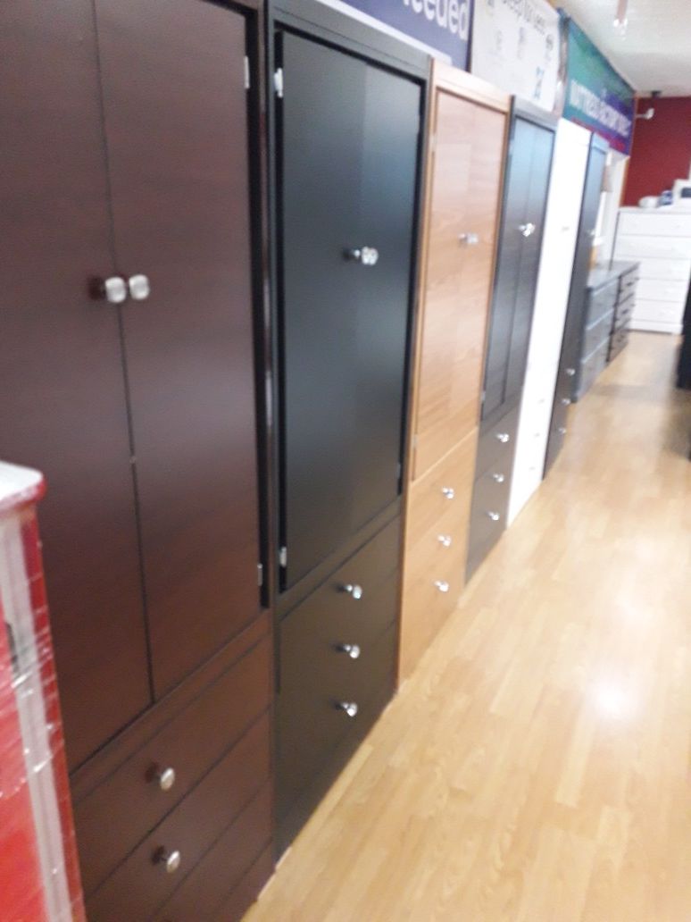 Compressed Wood Wardrobe