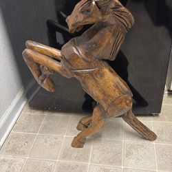 Don coyote wood carved horse