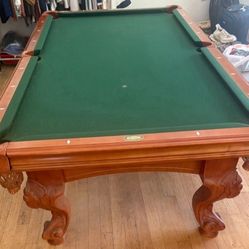 Pool Table 8ft ( Free Delivery & Set Up & New Color Felt Of Your Choice 