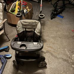 Stroller 