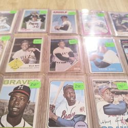 Vintage Baseball Cards Willie Mays Hank Aaron Nolan Ryan Ernie Banks Reggie Jackson