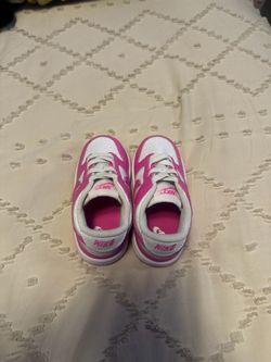 Nike Kids Low-Top Sneakers Pink and White 5c