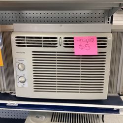 *ONLY $5* Frigidaire Air Conditioner
