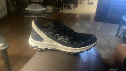 Ryka shoes like new