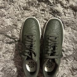 Nike Court Vision Low 